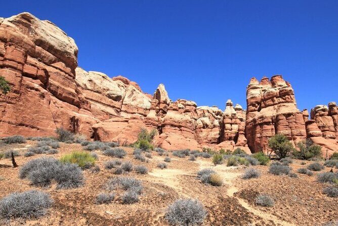 Needles Canyonlands 4X4 Jeep Tour from Moab (3 Person Minimum) - Who should book this tour (and who should think twice)