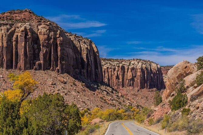 NEW! Canyonlands Needles Chesler Park Hiking Discovery Tour - Price in plain terms (and how park entry affects it)