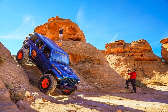 Off-Road Private Jeep Adventure in Moab Utah - What a Private Jeep Ride Changes for Your Group