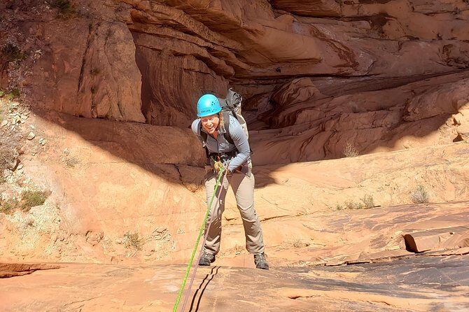 Private 3/4 Day Canyoneering Tour in Moab - Moab backcountry canyoneering without the crowd problem