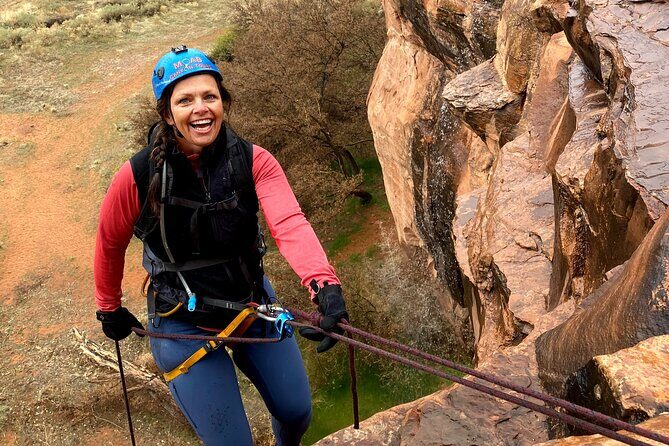 Private 5-7 Hour Canyoneering Day Tour in Moab - The physical reality: moderate fitness, plus a hike element