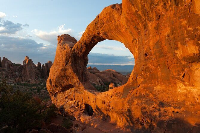 Private Guided Hike in Arches National Park - What you’ll see in Arches: arches, fins, domes, and the dune-to-rock story
