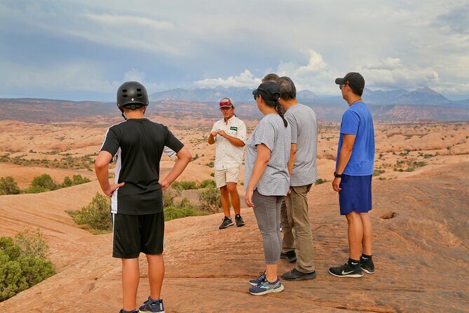 Private Guided U-Drive 4x4 Tour on World Famous Hell’s Revenge - Who should book this Hell’s Revenge and Fins N’ Things U-drive?