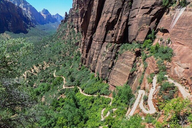 Self Guided Audio Tour Bundle for Utah's Mighty Five - Day 2 Canyonlands National Park: 74 points and the 75-mile drive back to Moab
