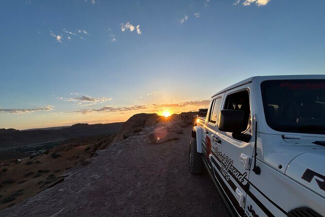 Sunset Private Off-Road Jeep Tour in Moab - Key Highlights at a Glance