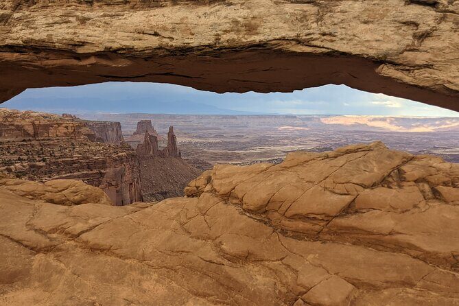 Unique Secluded Sunset In Moab: Canyonlands by 4x4 & Hike - Pickup and timing: when you’ll actually be out there