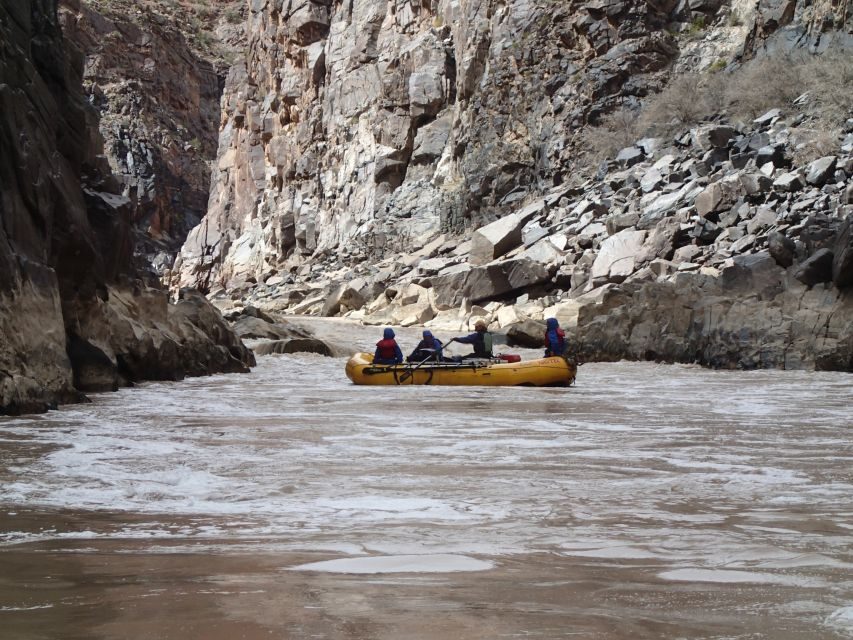 Westwater Canyon: Colorado River Class 3-4 Rafting from Moab - Pre-Rapids Prep: Safety Talk, Gear, and What to Wear